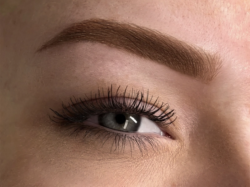 close-up-brow-enhancement-preserved-skin-texture.jpg
