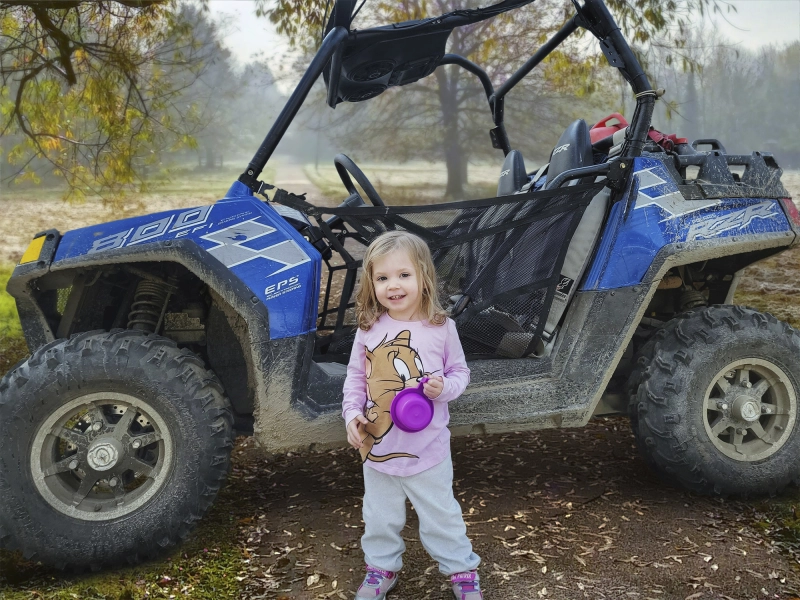 Child portrait after professional background compositing with natural depth of field 1.jpg