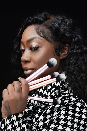 Reese Headshots 2-11+.jpg